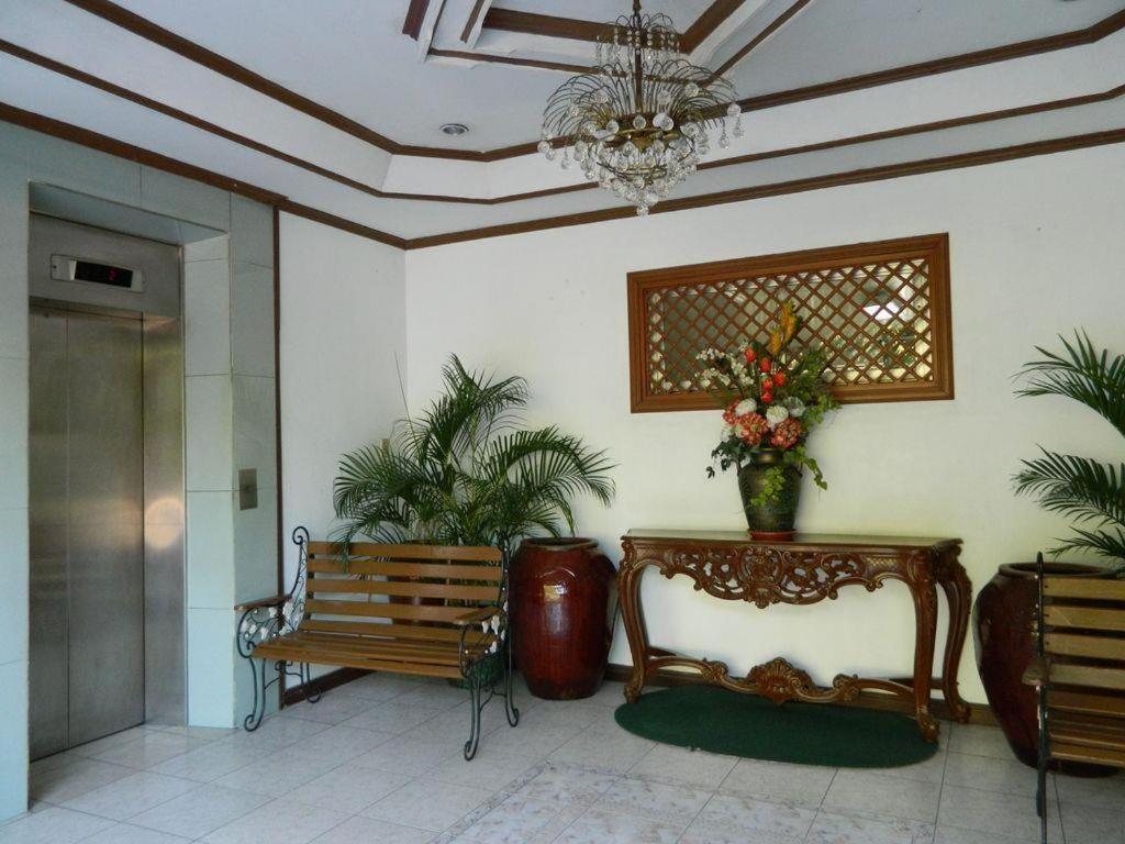 Dj Paradise Hotel Malolos Екстер'єр фото
